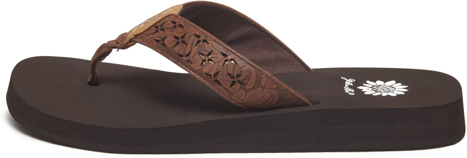 Yellow Box Women's Benji Flip Flops
