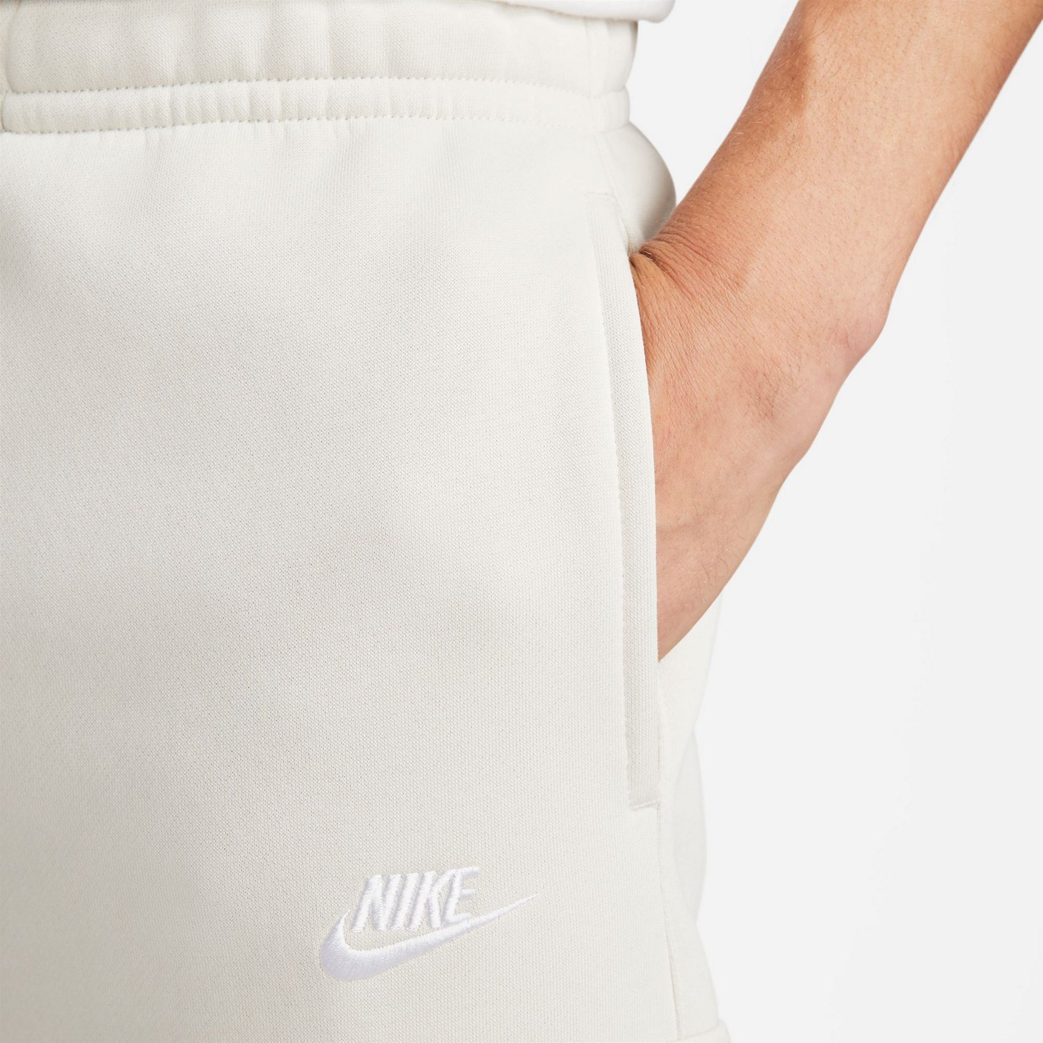 Nike Men's Sportswear Club Fleece Cargo Pants - view number 3