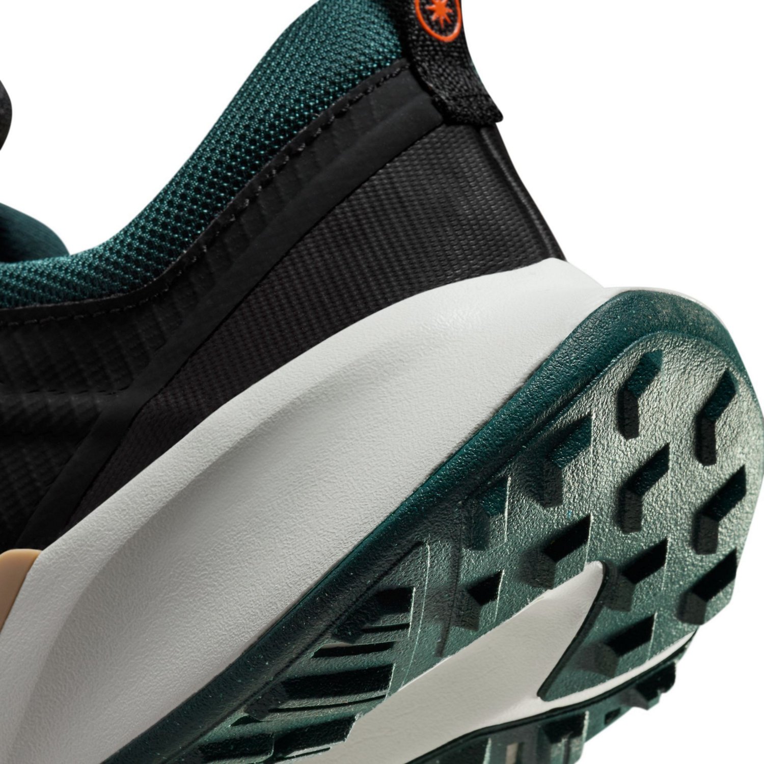 Nike Women’s Juniper Trail 2 Running Shoes - view number 8