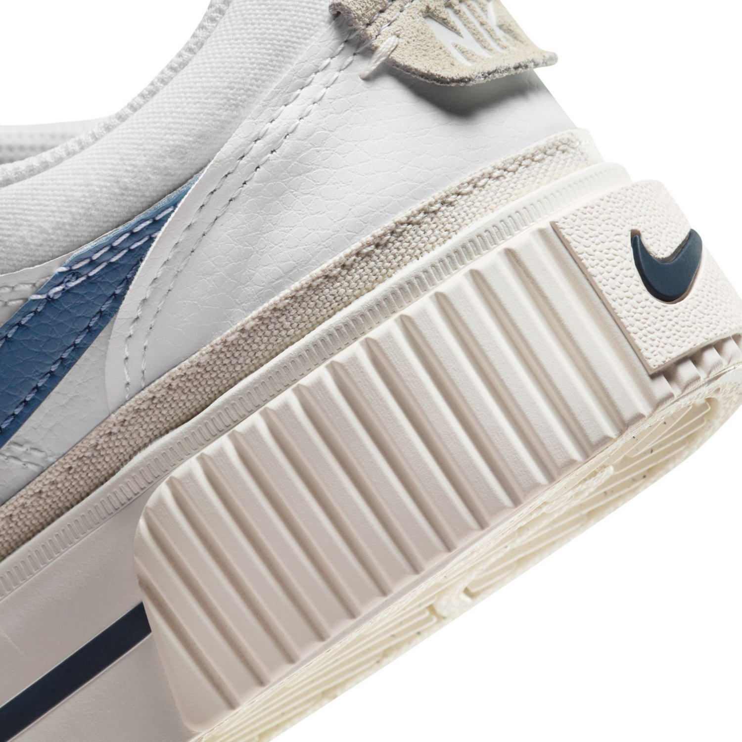 Nike Women's Court Legacy Lift Platform Shoes                                                                                    - view number 8