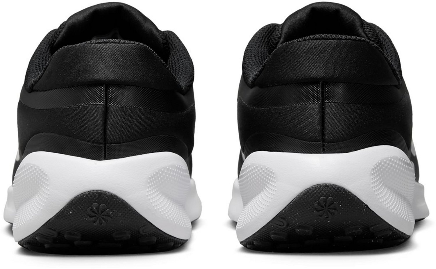 childrens nike revolution trainers