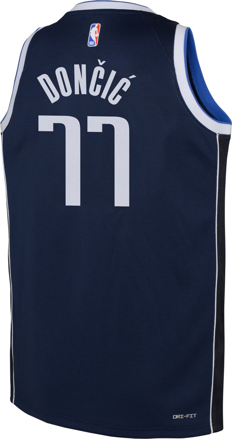 Nike Youth Dallas Mavericks Doncic Statement Swingman Jersey - view number 2
