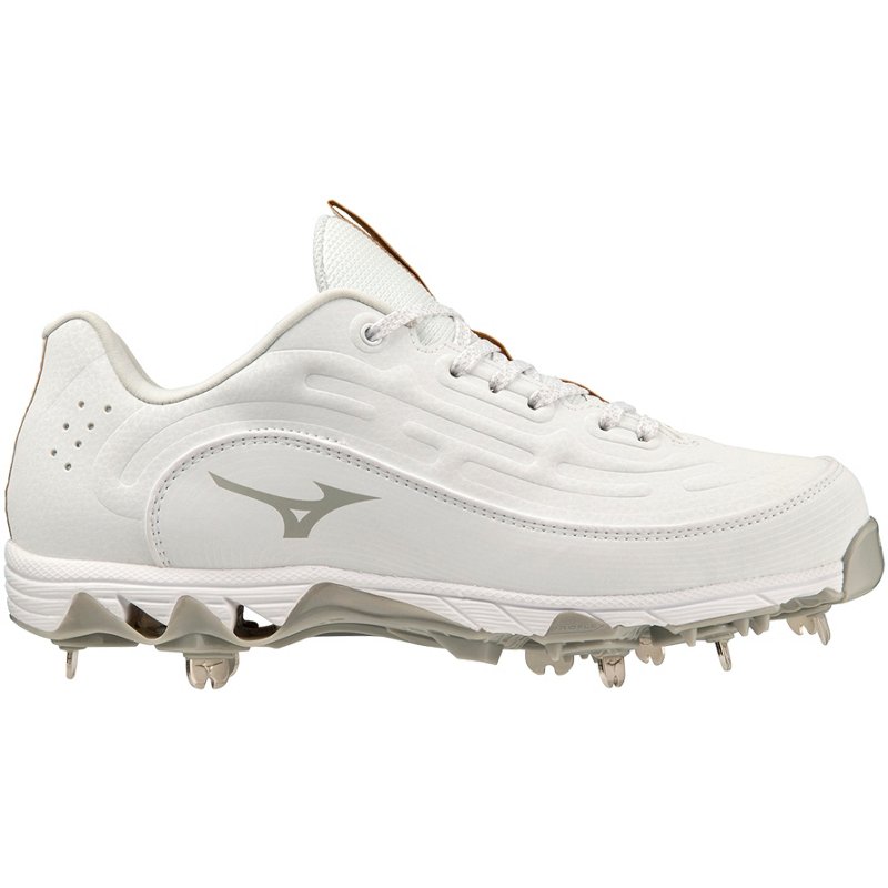 Mizuno 9-Spike Swift 8 Low Women's Metal Softball Cleat Womens Size 10 In Color White (0000)