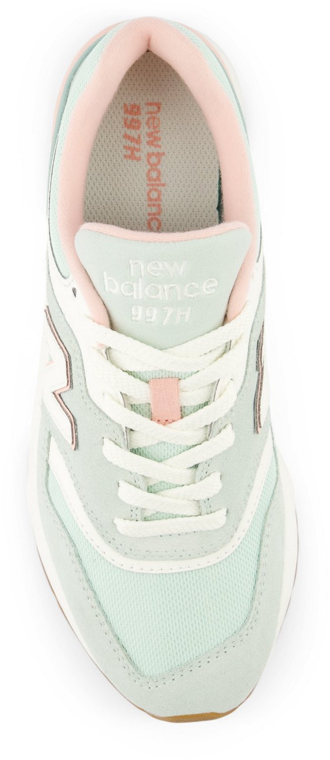 New Balance Women's 997H Shoes - view number 4