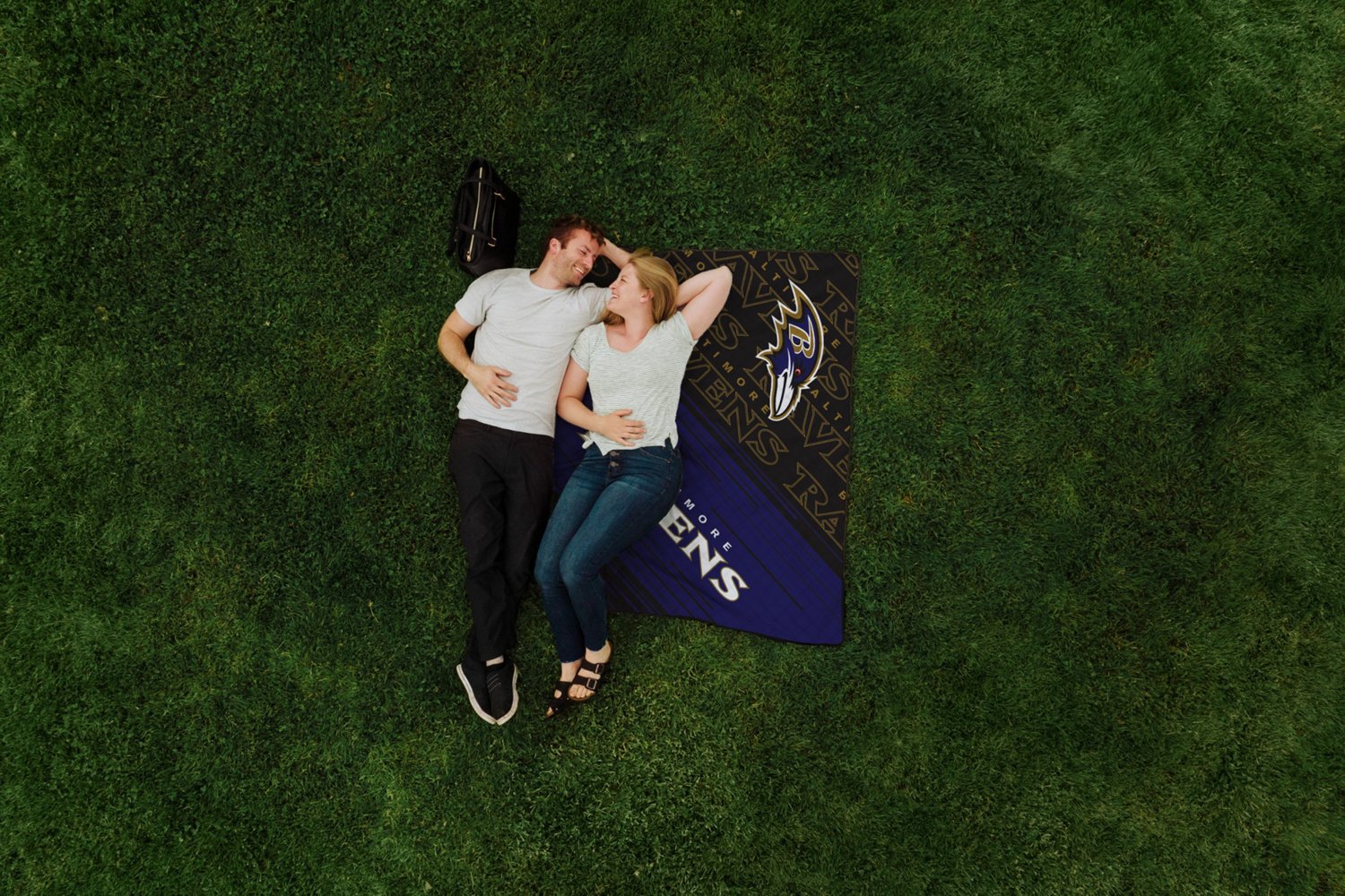 Picnic Time Baltimore Ravens Impresa Picnic Blanket - view number 4