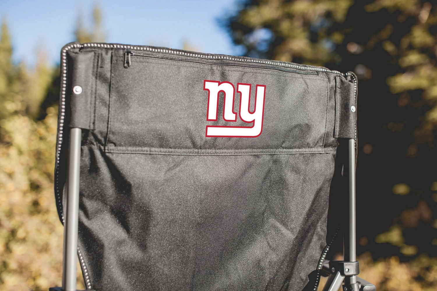 Picnic Time New York Giants Outlander Folding Camp Chair with Cooler - view number 4
