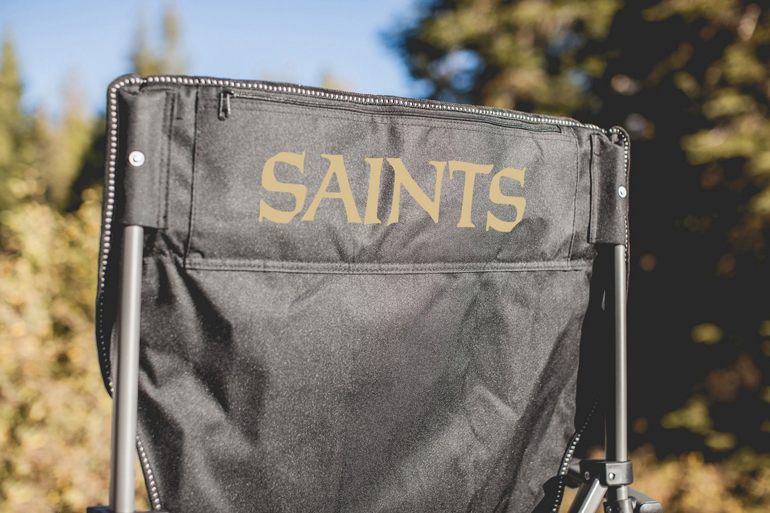 Picnic Time New Orleans Saints Team Big Bear XXL Camp Chair with Cooler - view number 3