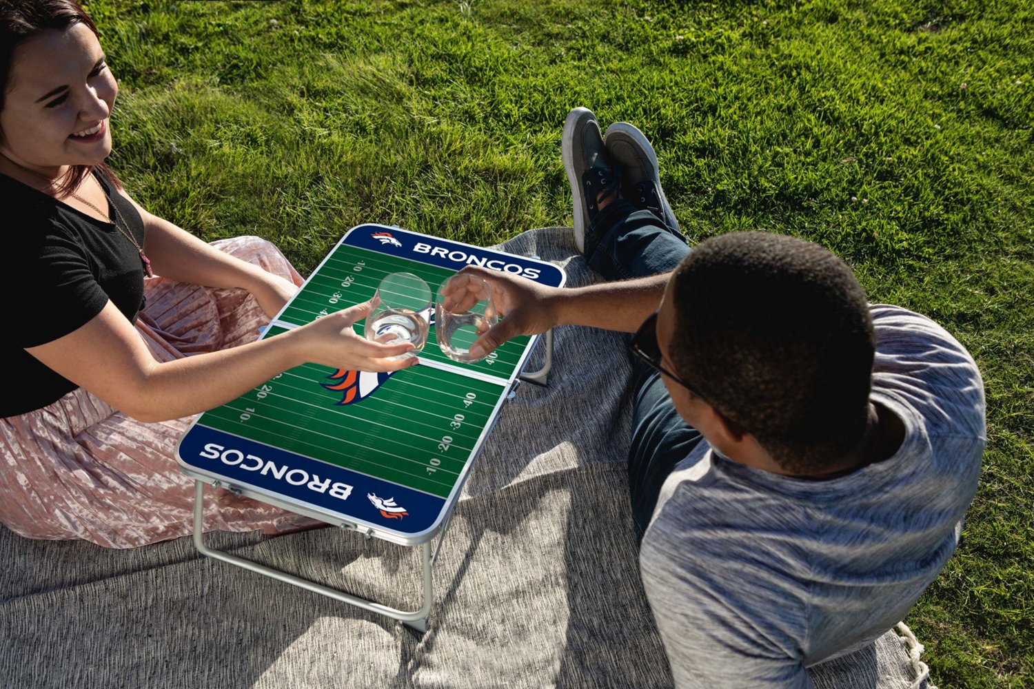 Picnic Time Denver Broncos Mini Portable Folding Table - view number 4