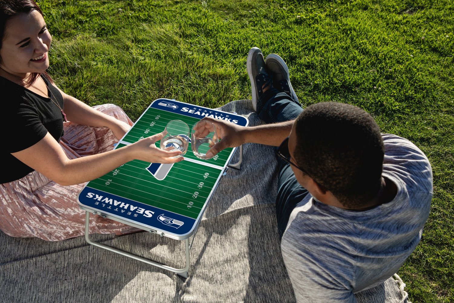 Picnic Time Seattle Seahawks Mini Portable Folding Table - view number 4