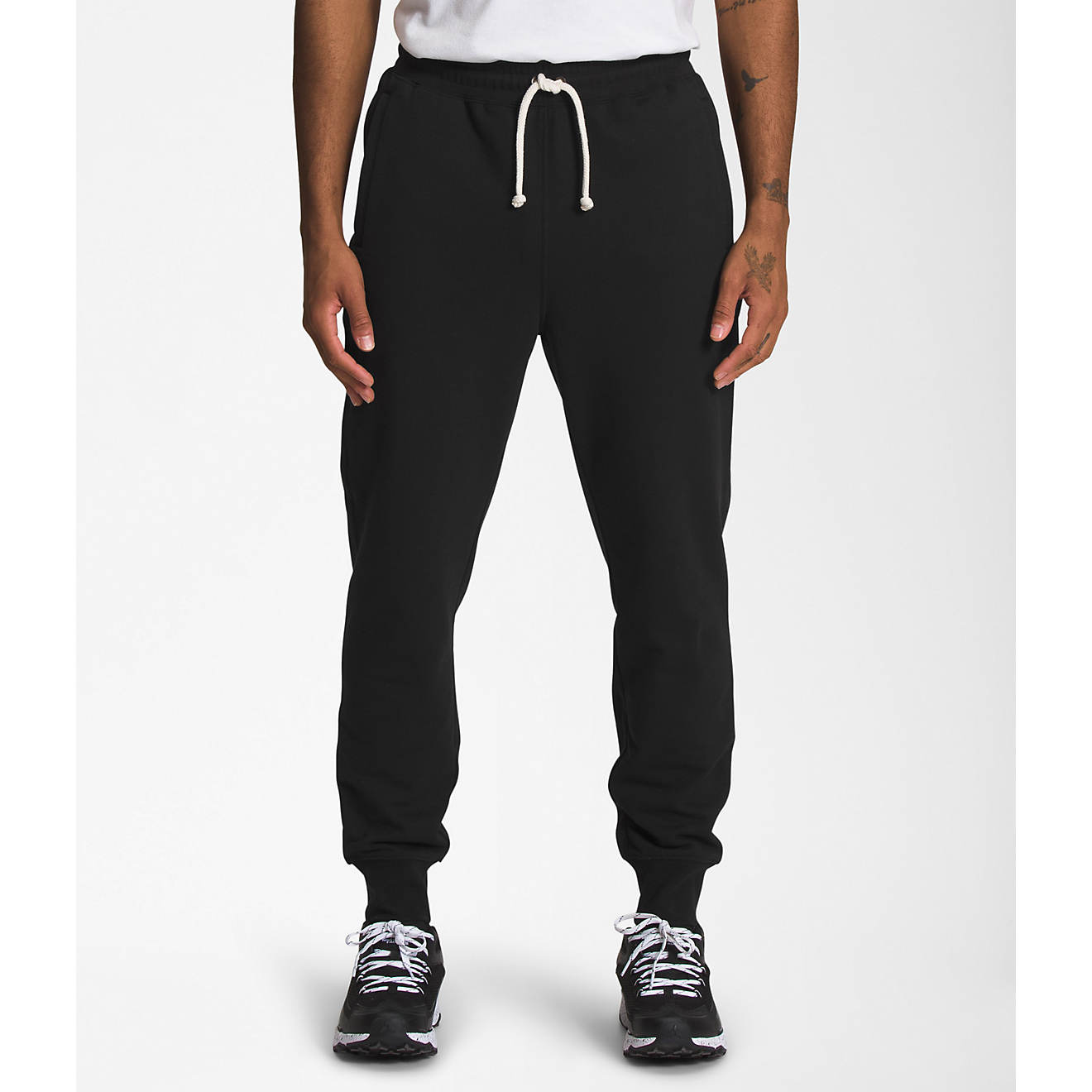 The North Face Men's Heritage Patch Joggers | Academy