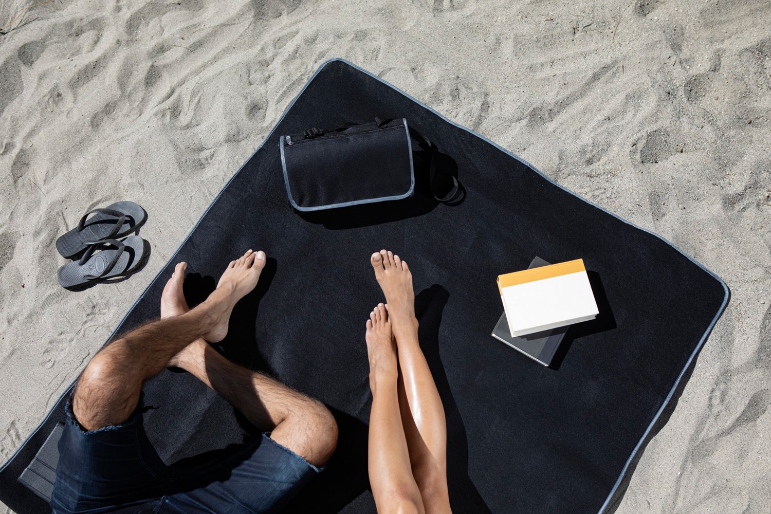 Picnic Time Indianapolis Colts Outdoor Picnic Blanket Tote - view number 5