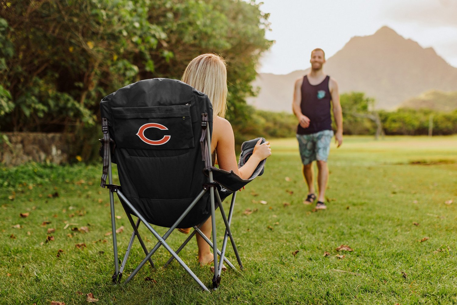Picnic Time Chicago Bears Reclining Camping Chair - view number 4