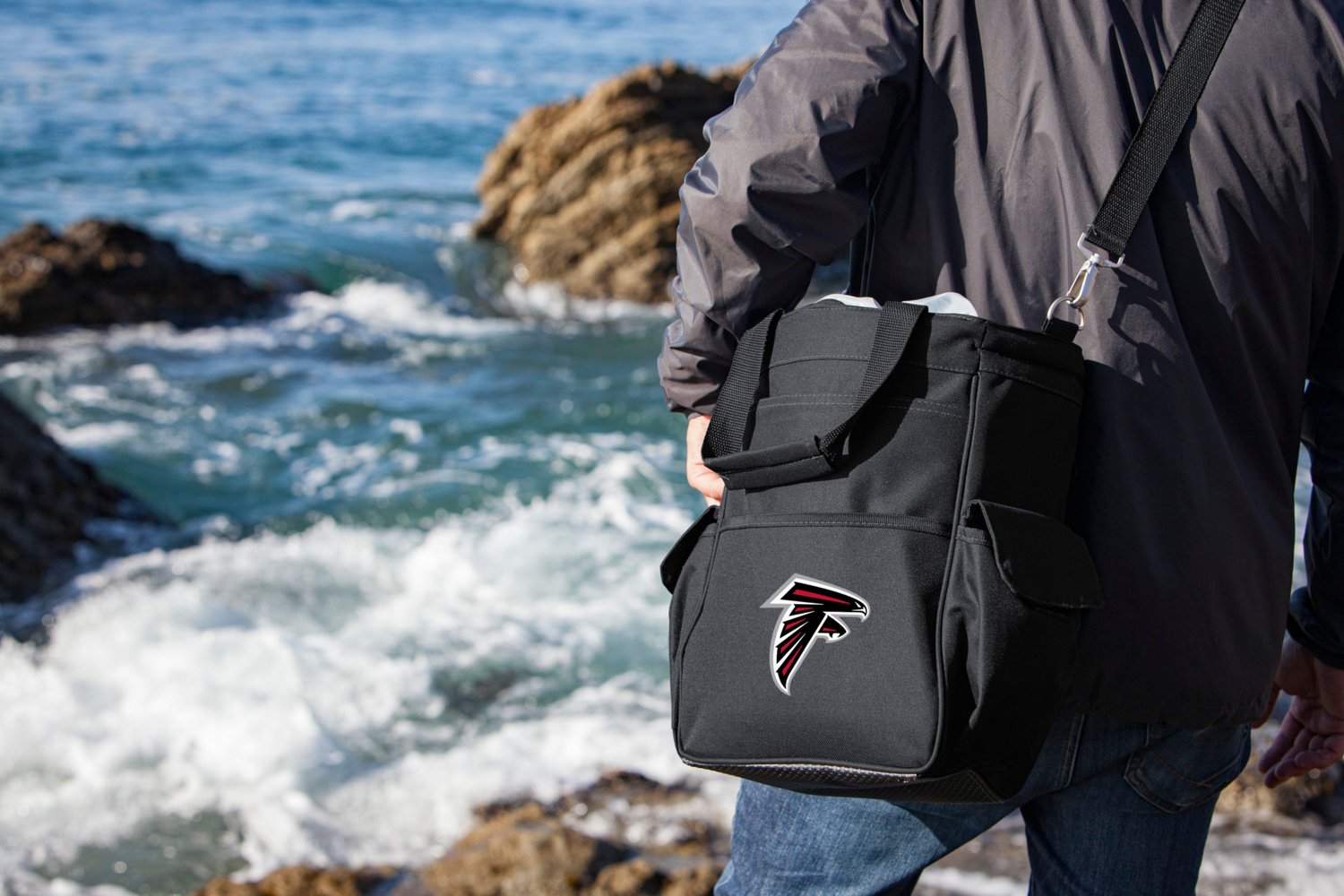 Picnic Time Atlanta Falcons Activo Cooler Tote Bag - view number 4