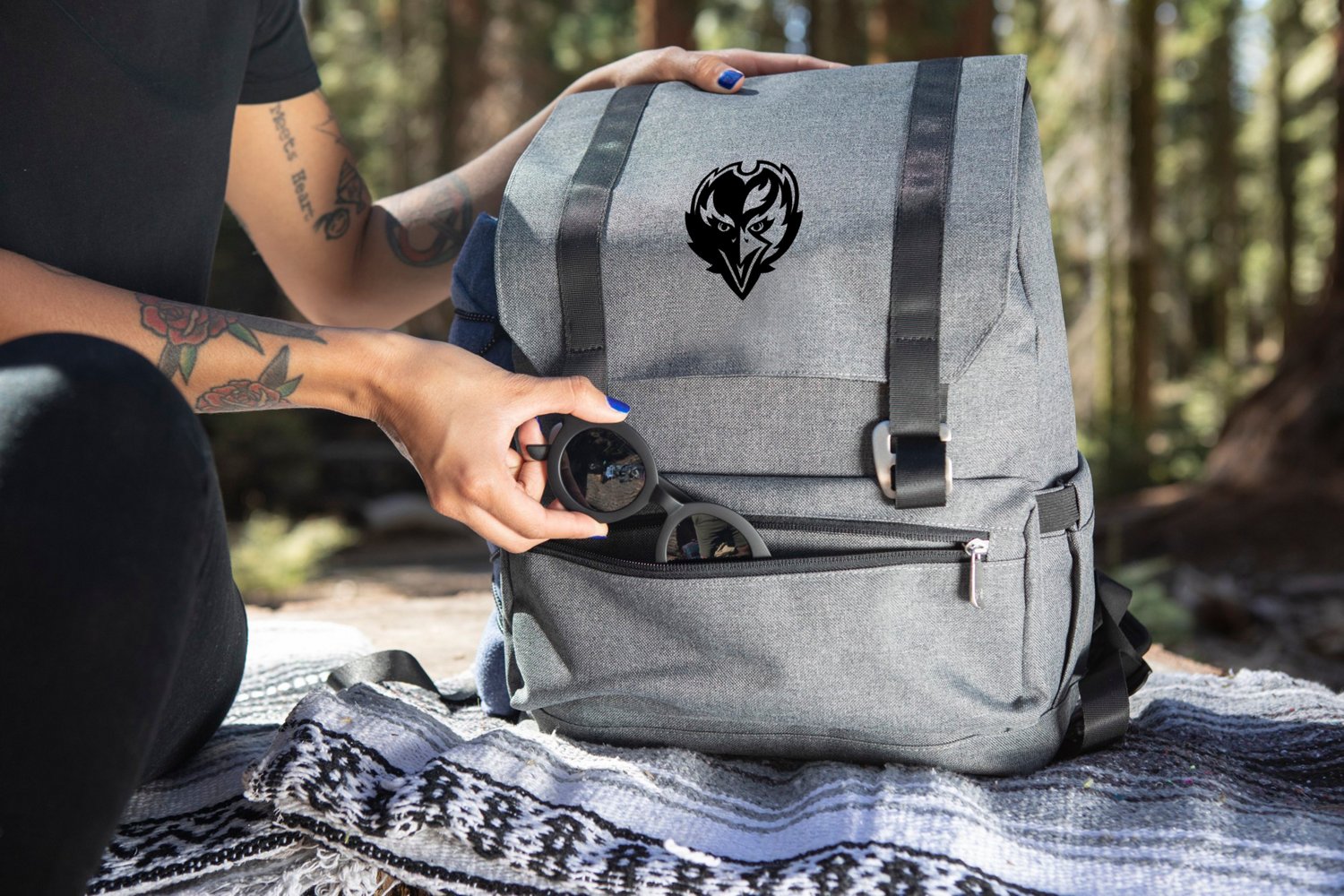 Picnic Time Baltimore Ravens On The Go Traverse Cooler Backpack - view number 5