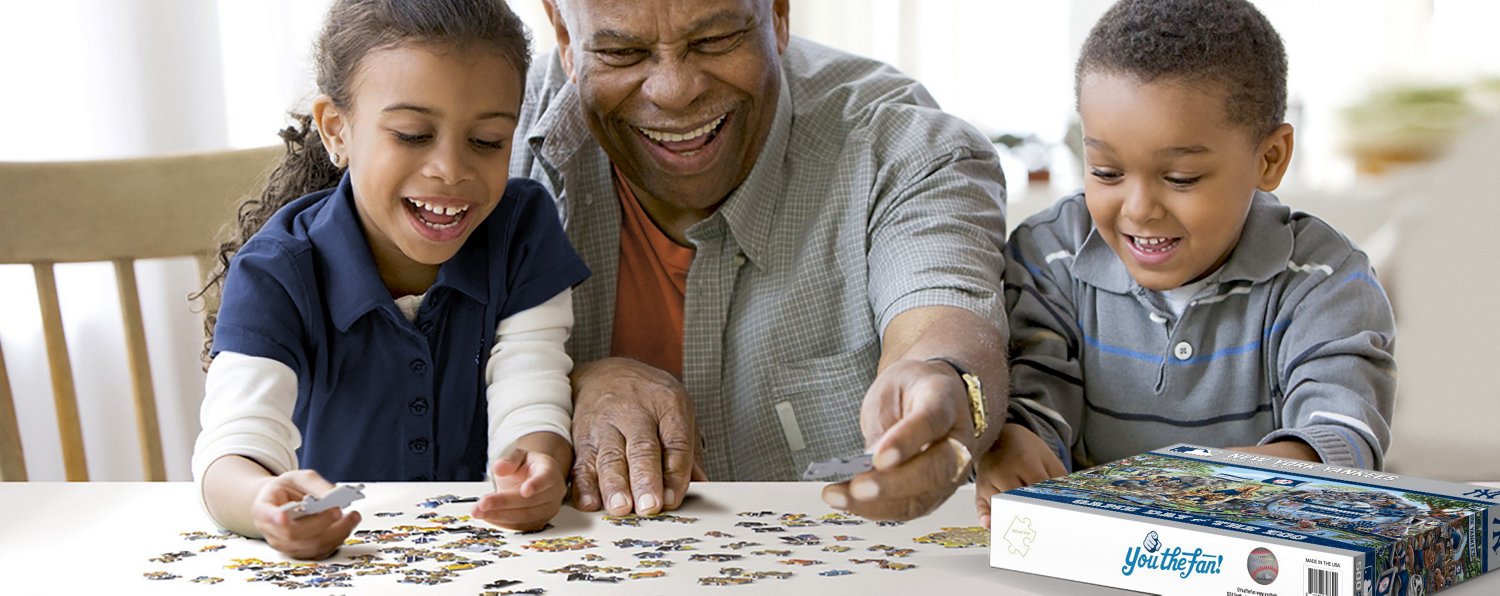 YouTheFan New York Yankees Game Day At The Zoo 500-Piece Puzzle  - view number 3