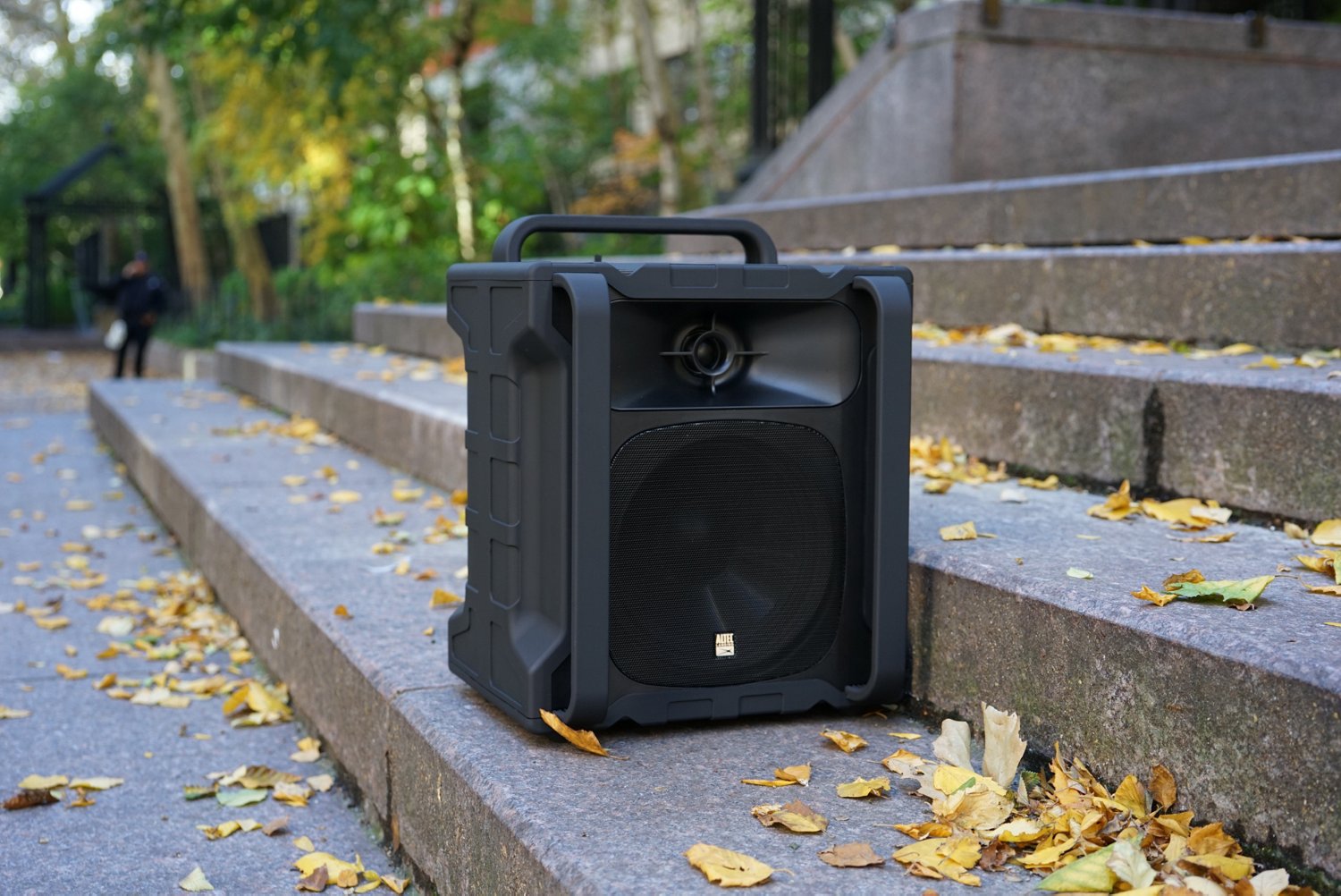 Sonic boom tailgate store speaker