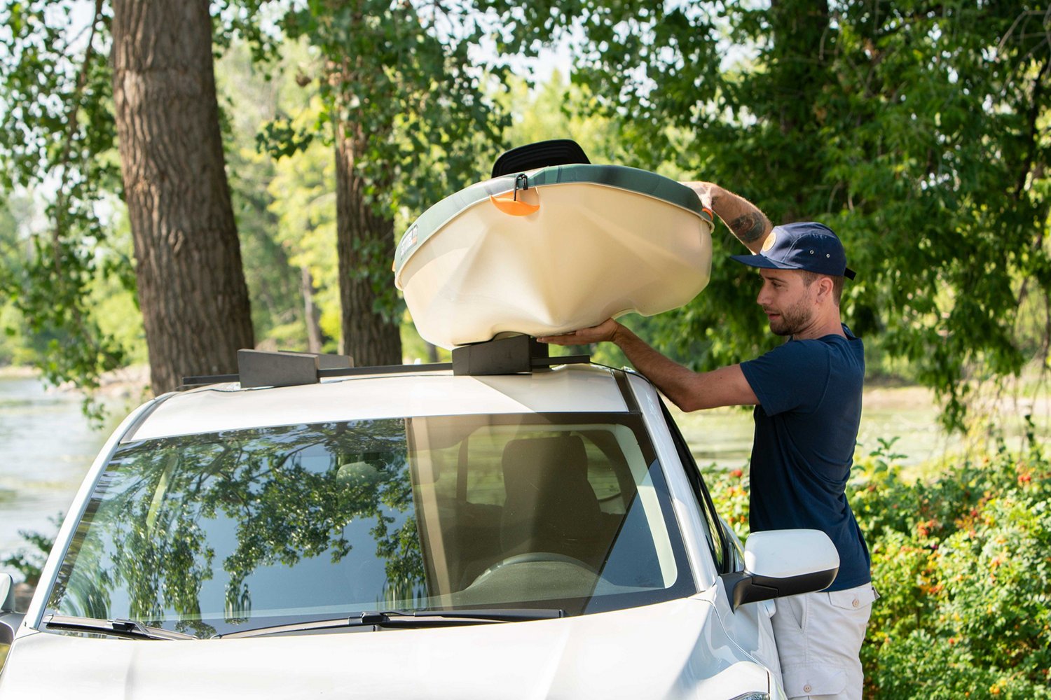 Pelican kayak online carrier