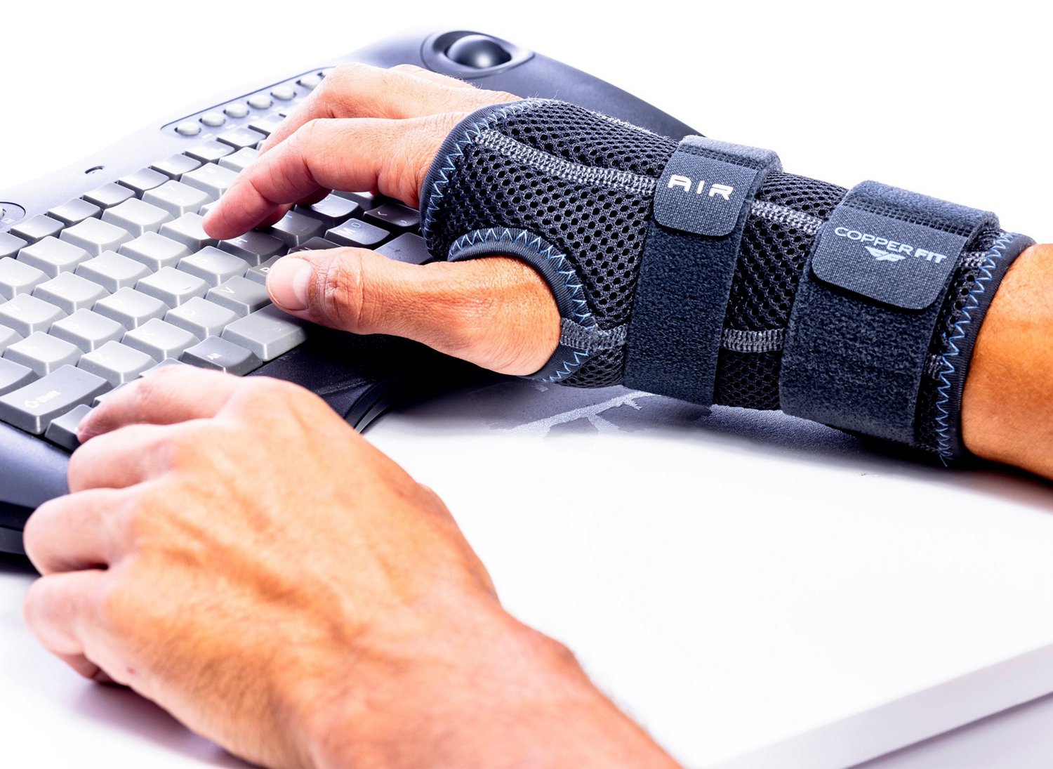 Copper Fit Air Wrist Brace Academy