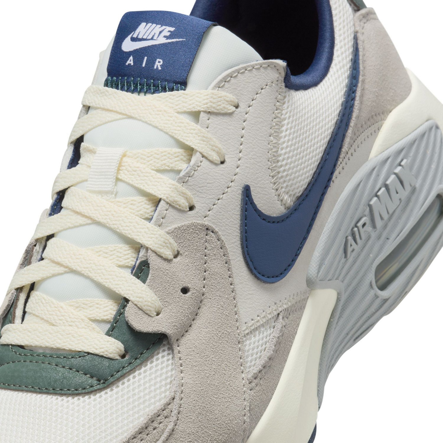 Nike air max academy on sale sports