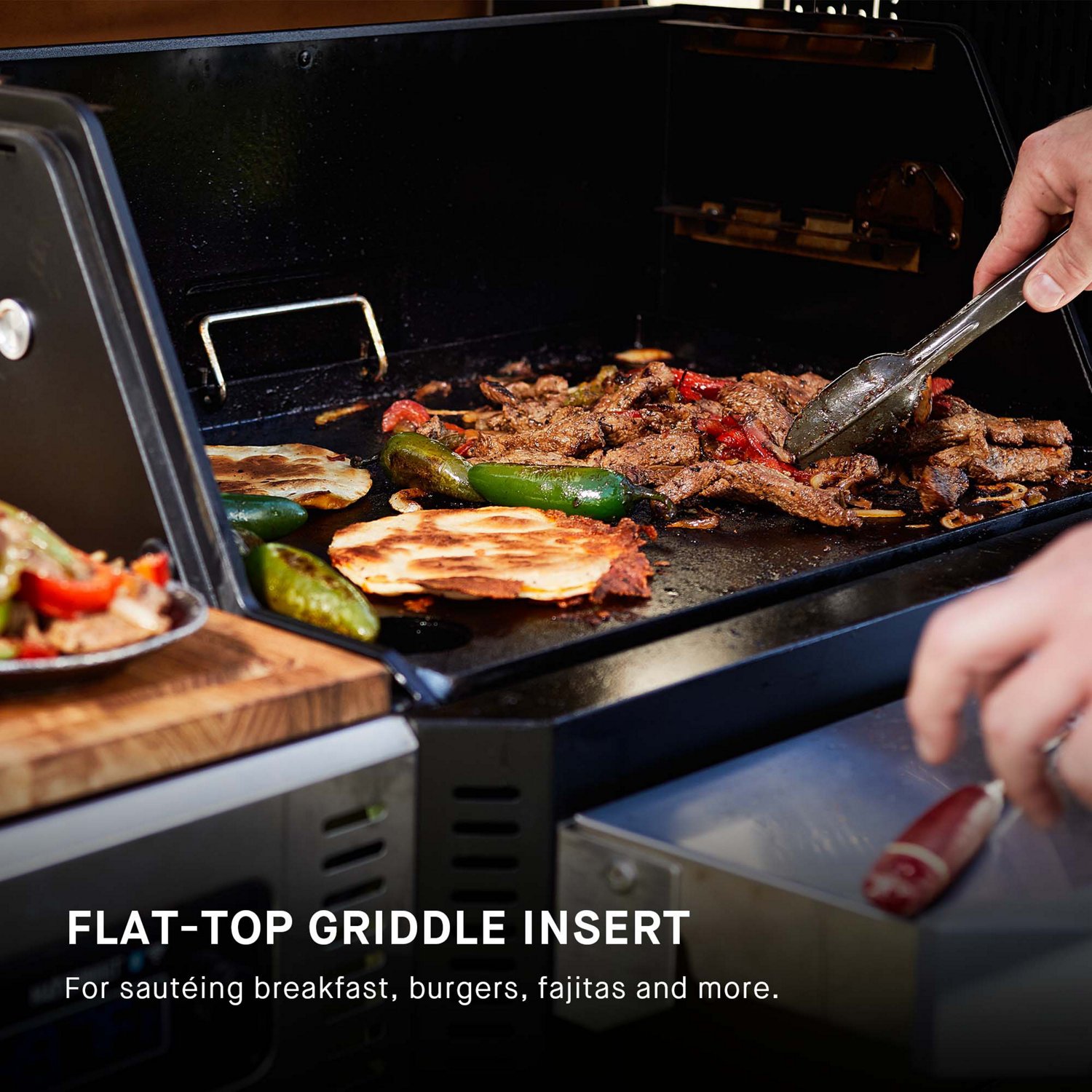 Masterbuilt Gravity Series 800 Digital Charcoal Grill, Griddle and Smoker - view number 6