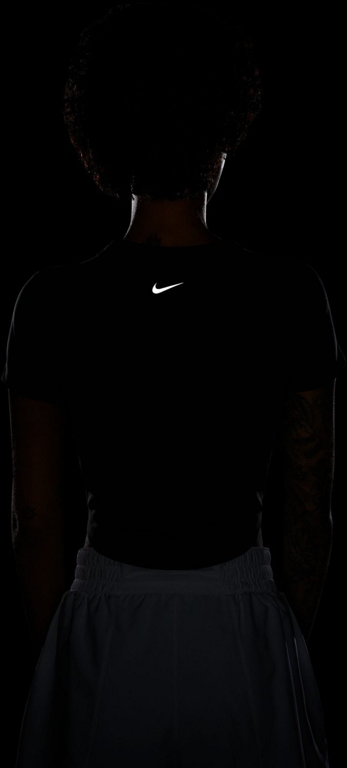 Nike Women's One Dri-FIT Shirt - view number 4