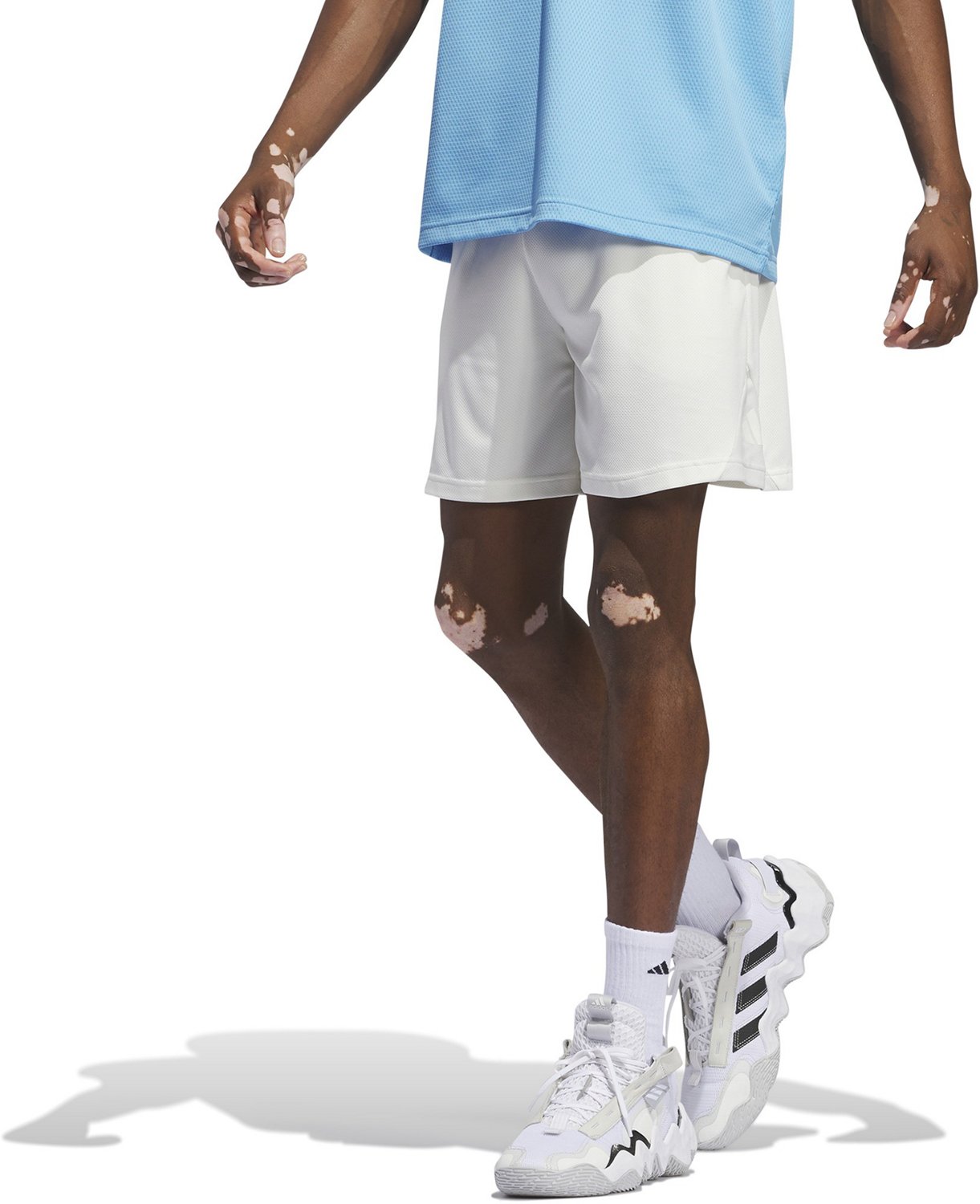 【Adidas コリア】 Basketball Badge of Sport Shorts adidas Basketball Badge of Sport Shorts - Black | Free