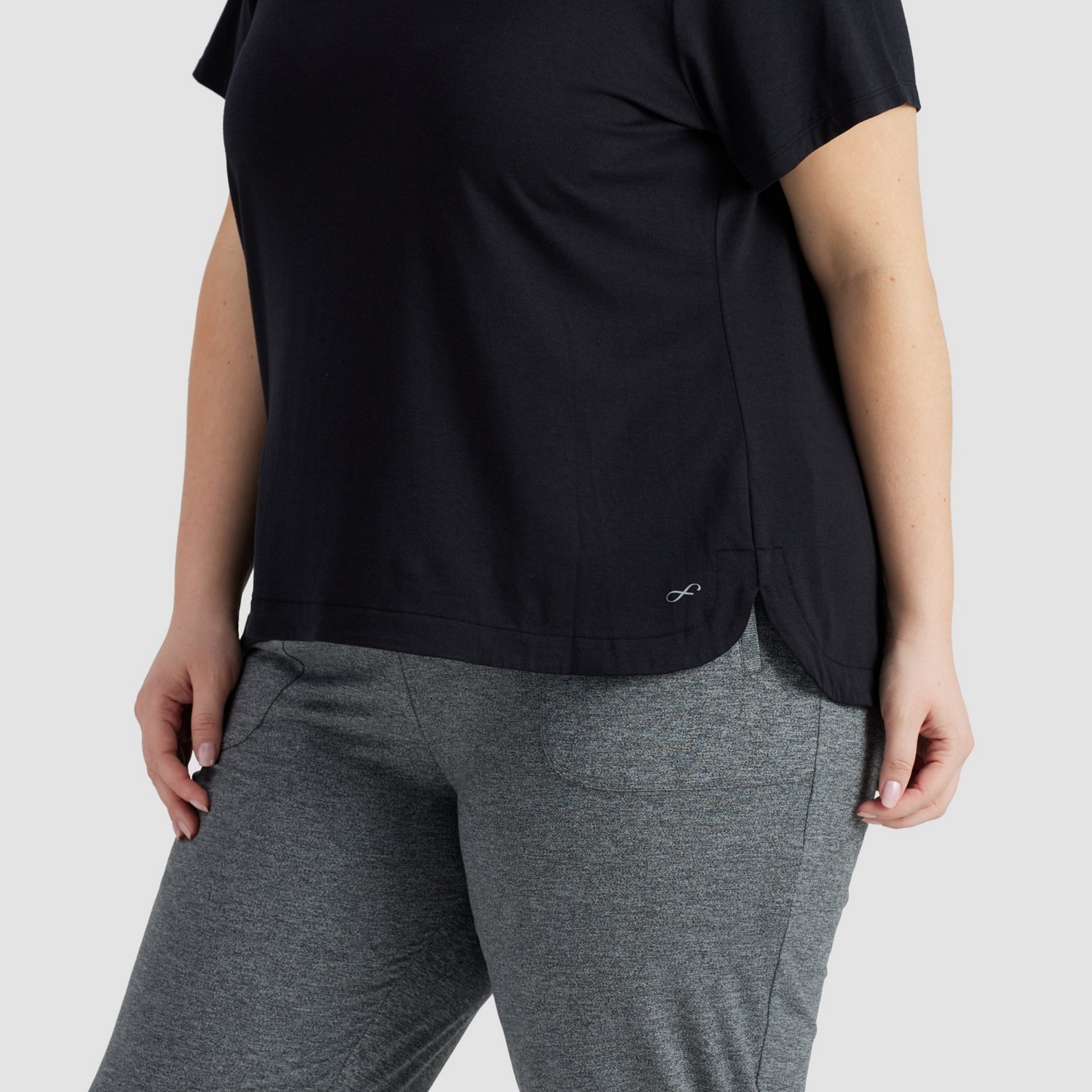 Freely Women's Analise Plus Size Short Sleeve Top - view number 4