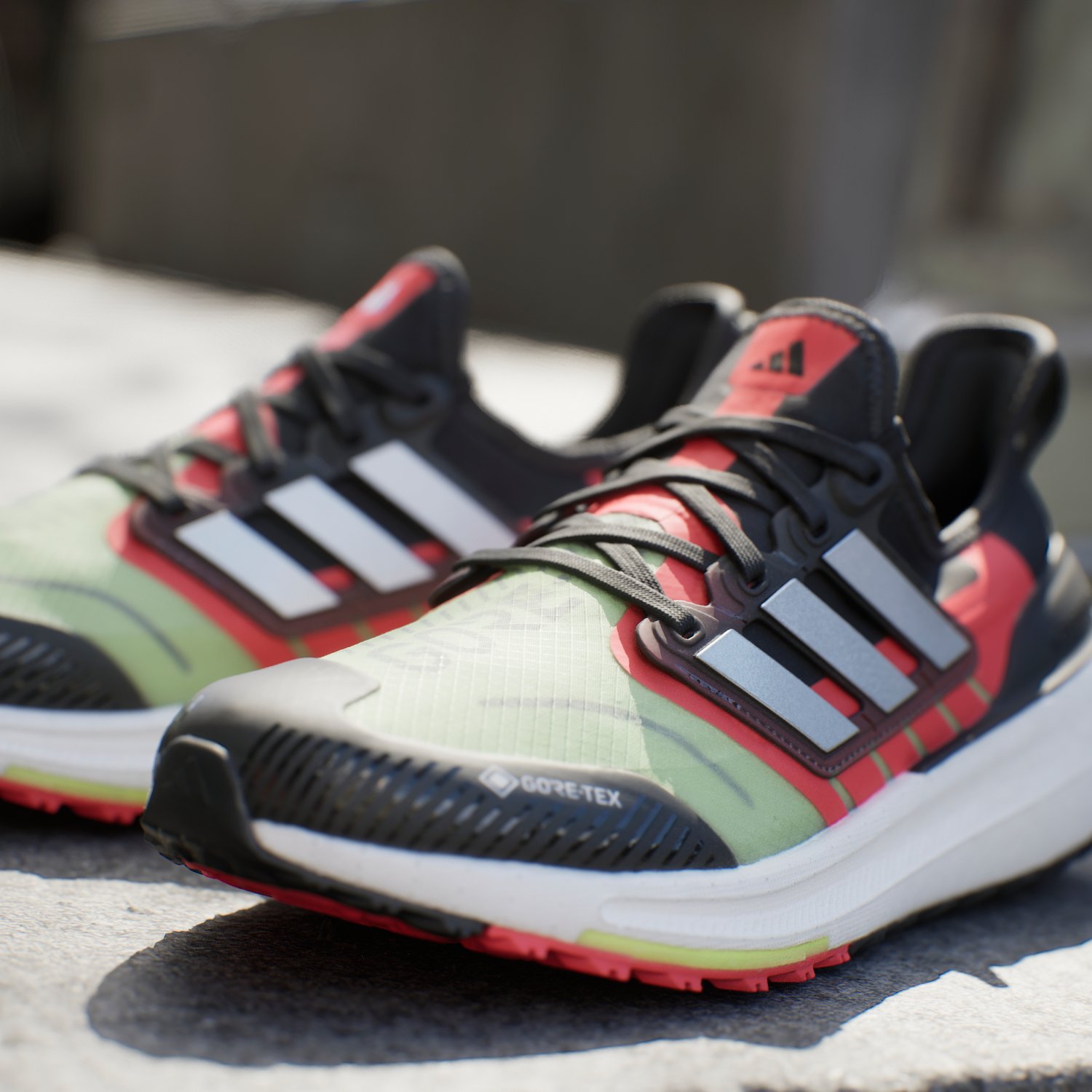 adidas Men's Ultraboost Light GTX Shoes - view number 7