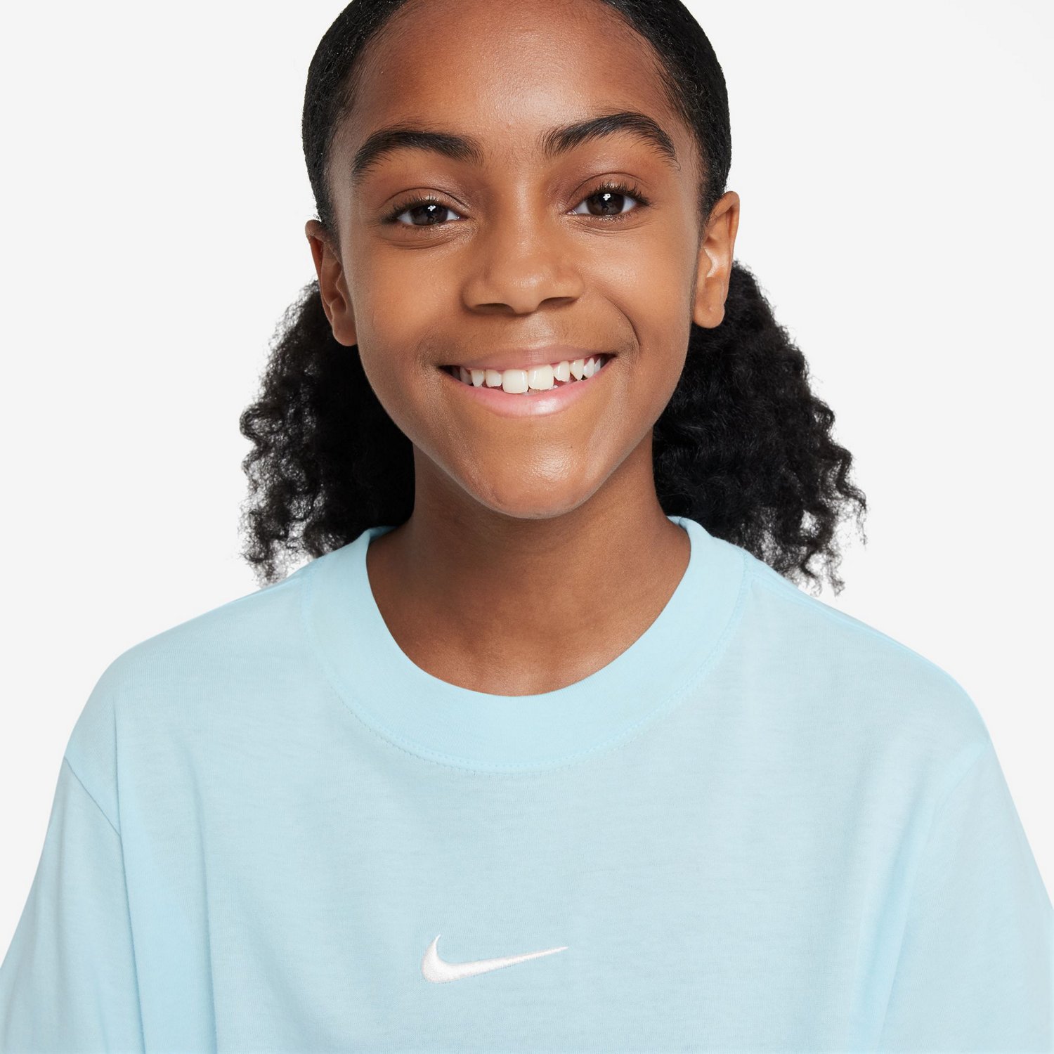 Nike Girls Sportswear Essential T-shirt | Academy