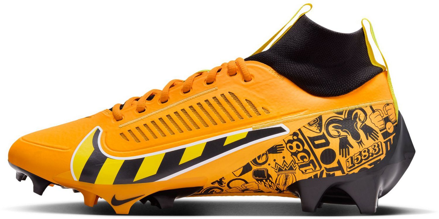 Nike Men s Vapor Edge Pro 2 Football Cleats Academy