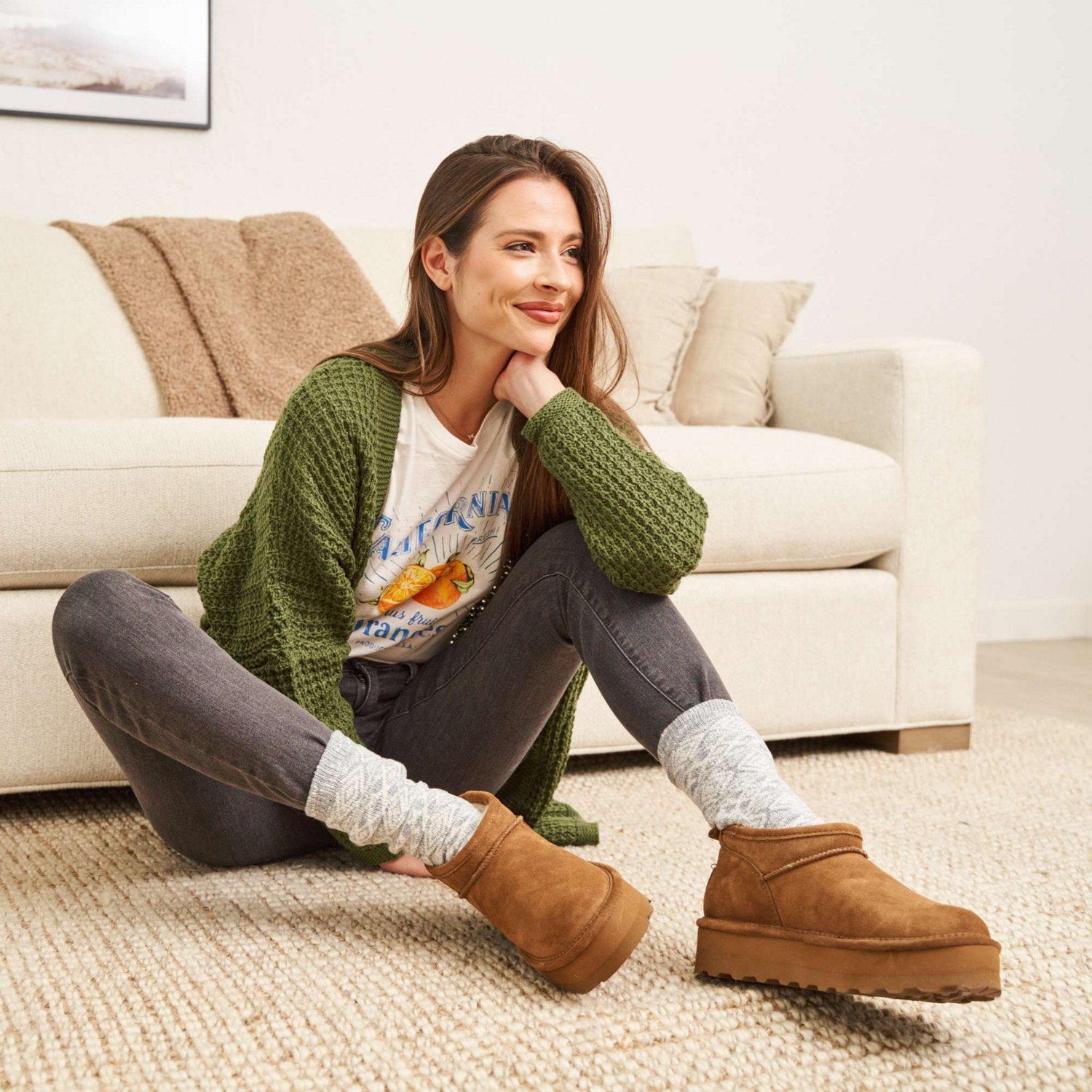 Bearpaw Women's Retro Super Shorty Boots - view number 8