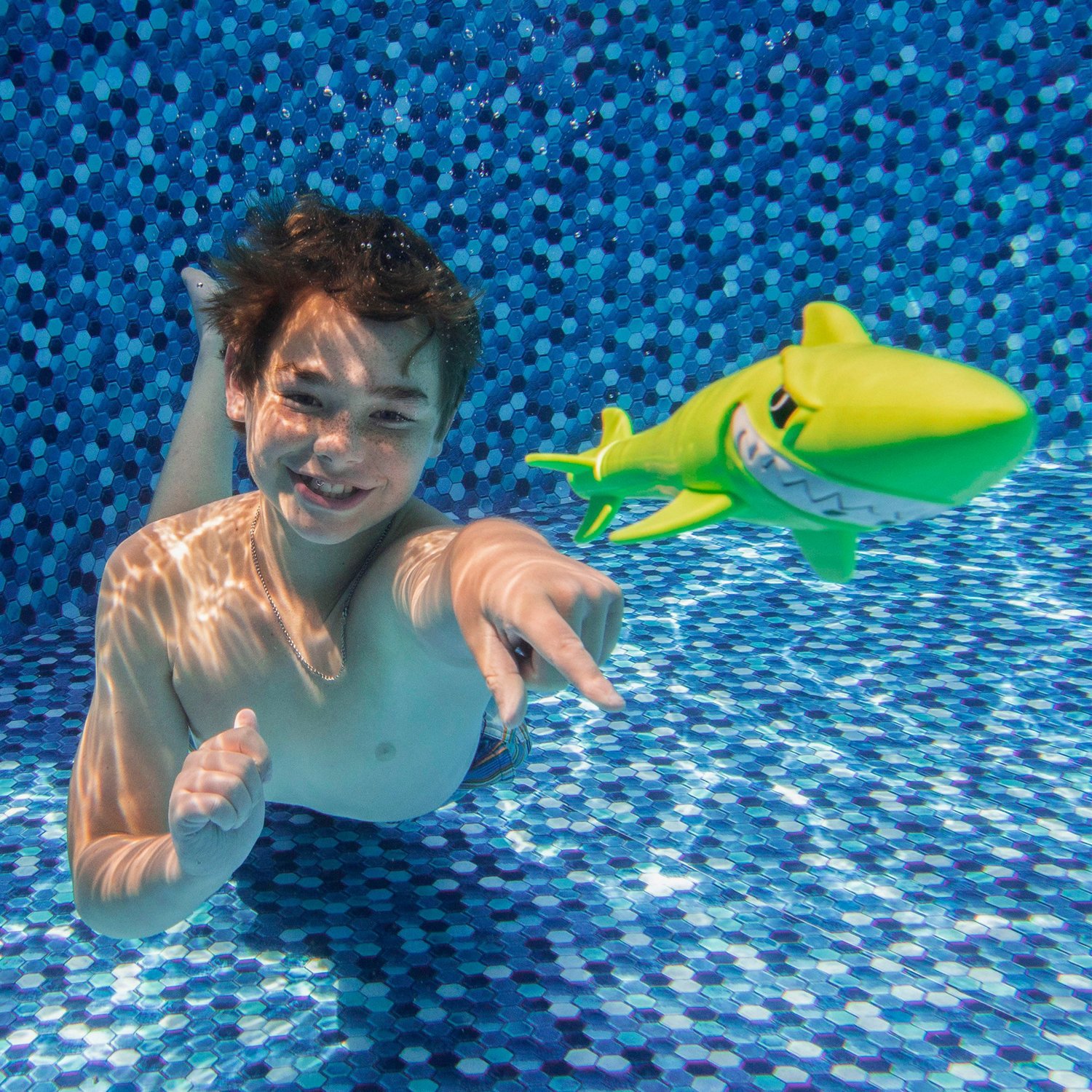 Prime Time Toys Mega Sharkpedo - view number 4