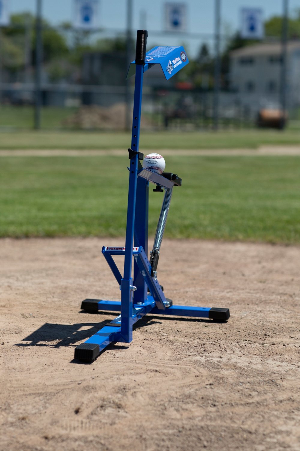 Louisville Slugger Blue Flame Pitching Machine                                                                                   - view number 3