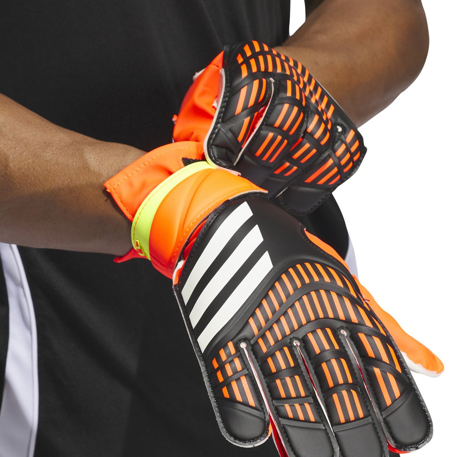 adidas Adults' Predator Training Goalie Gloves - view number 4