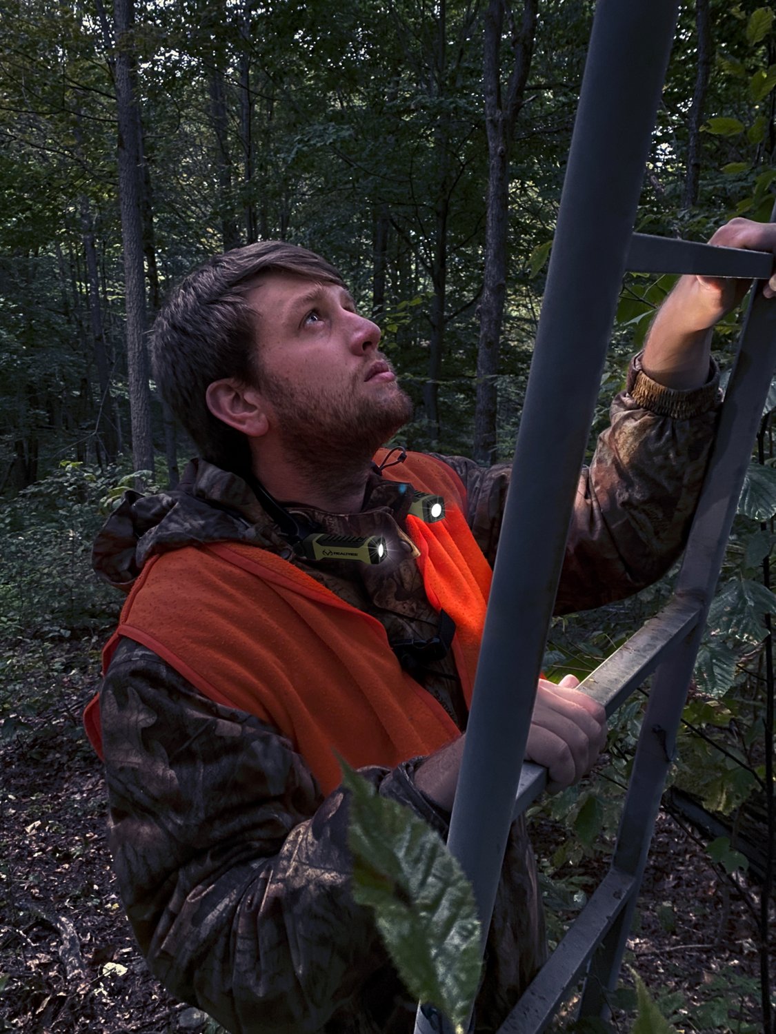 Realtree 200 Lumen LED Neck Light Academy