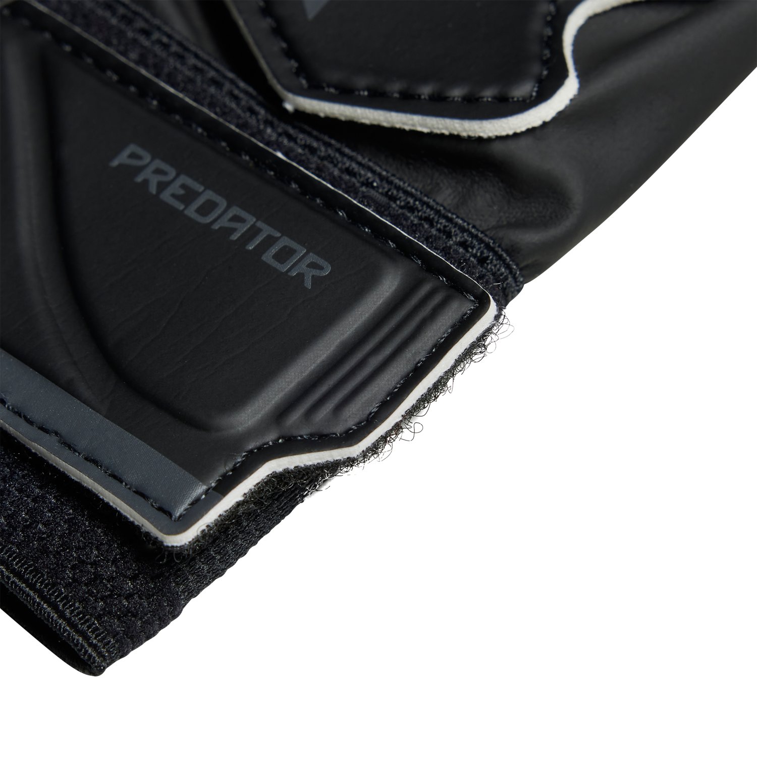 adidas Juniors' Predator Training Soccer Goalie Gloves - view number 3