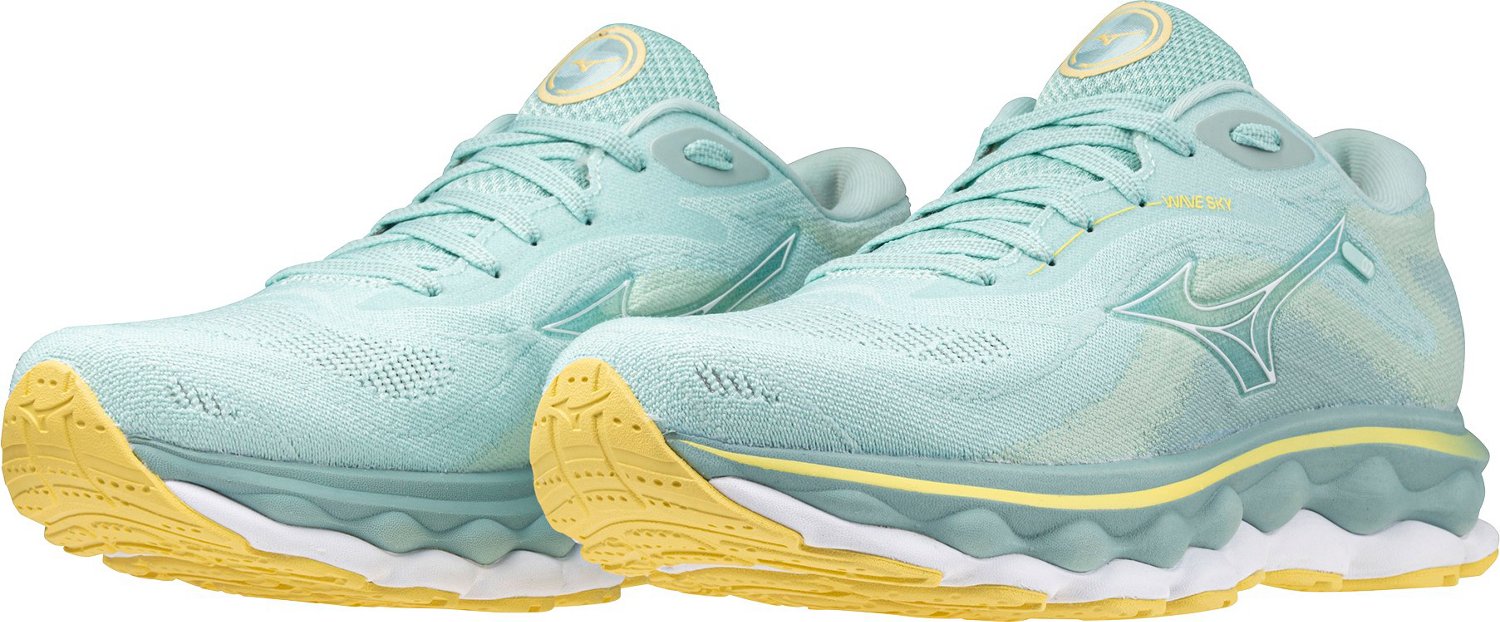 Mizuno Women's Wave Sky 7 Running Shoes - view number 3