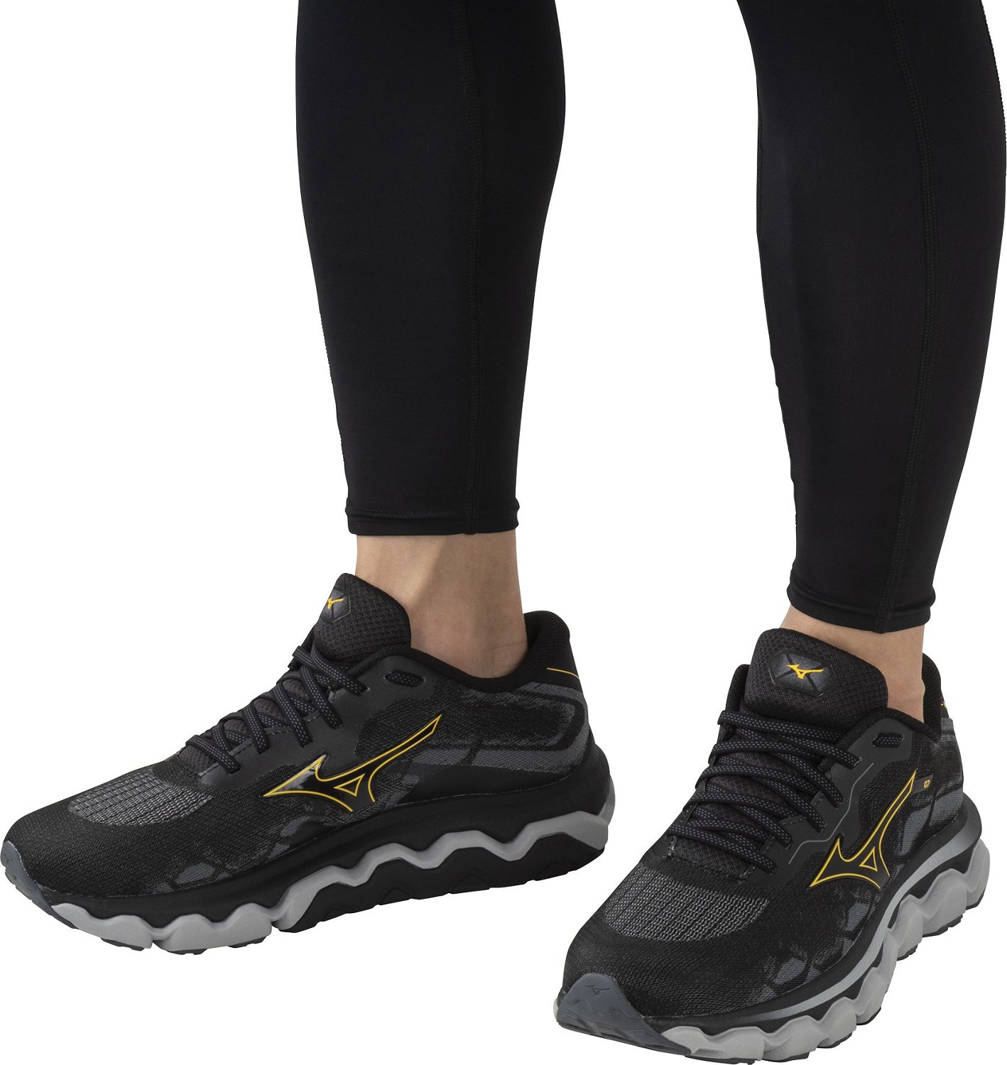 Mizuno Men's Wave Horizon 7 Running Shoes