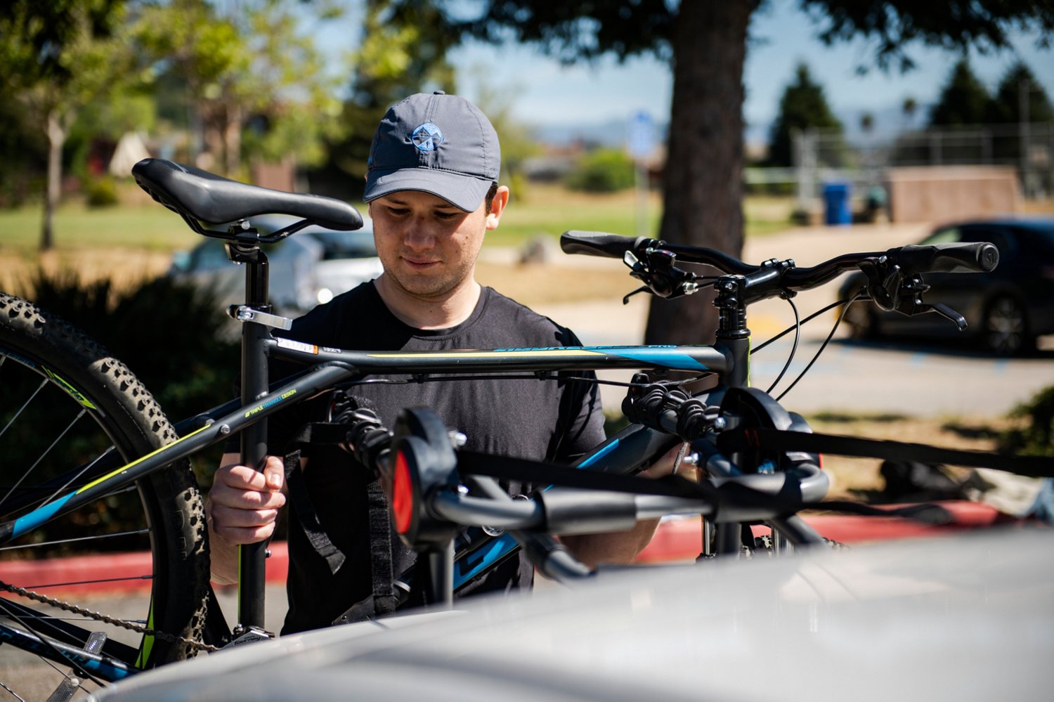 Bell Cantilever 200 Bike Rack Academy