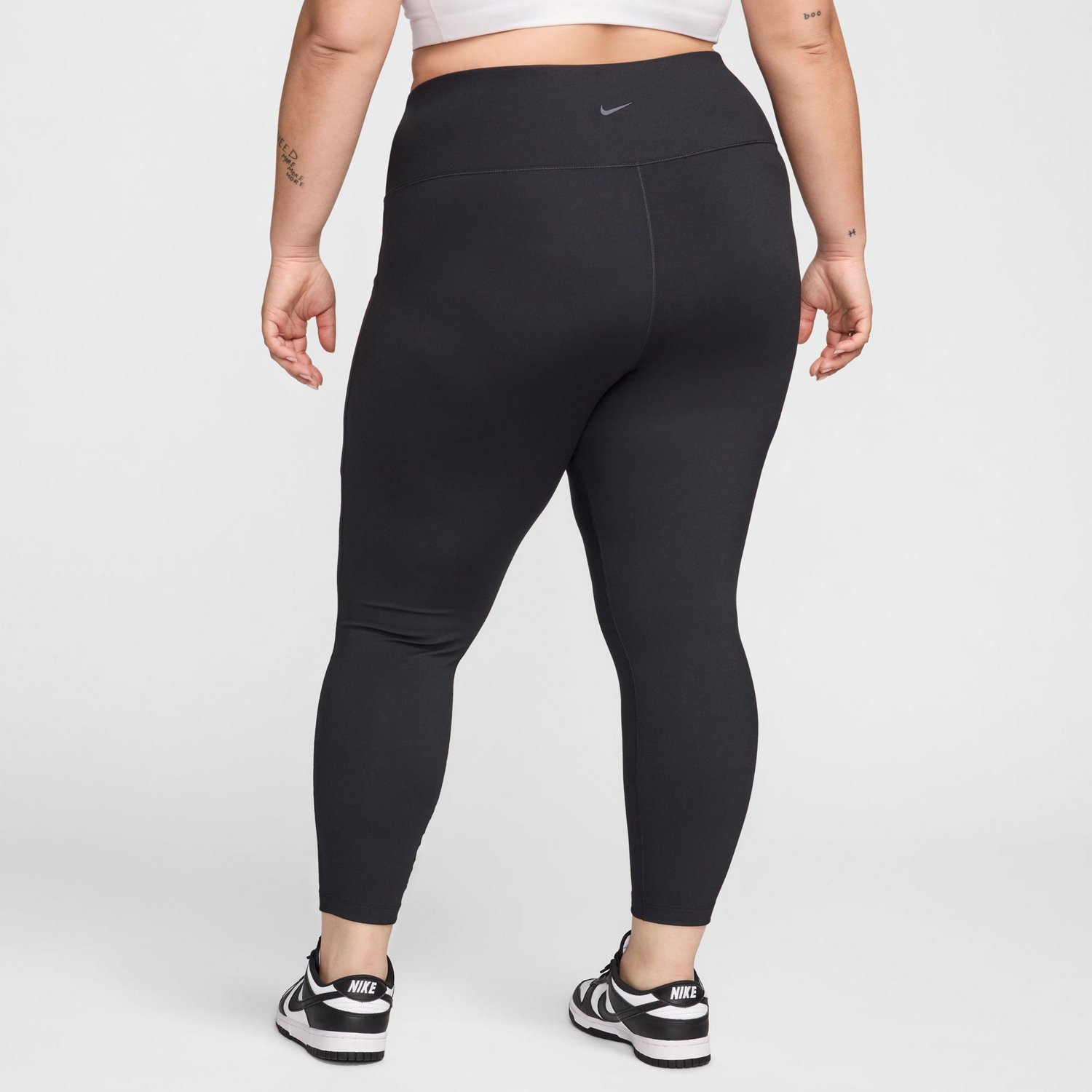 Nike Women's Dri-FIT High-Waisted Plus Size 7/8 Leggings with Pockets - view number 2