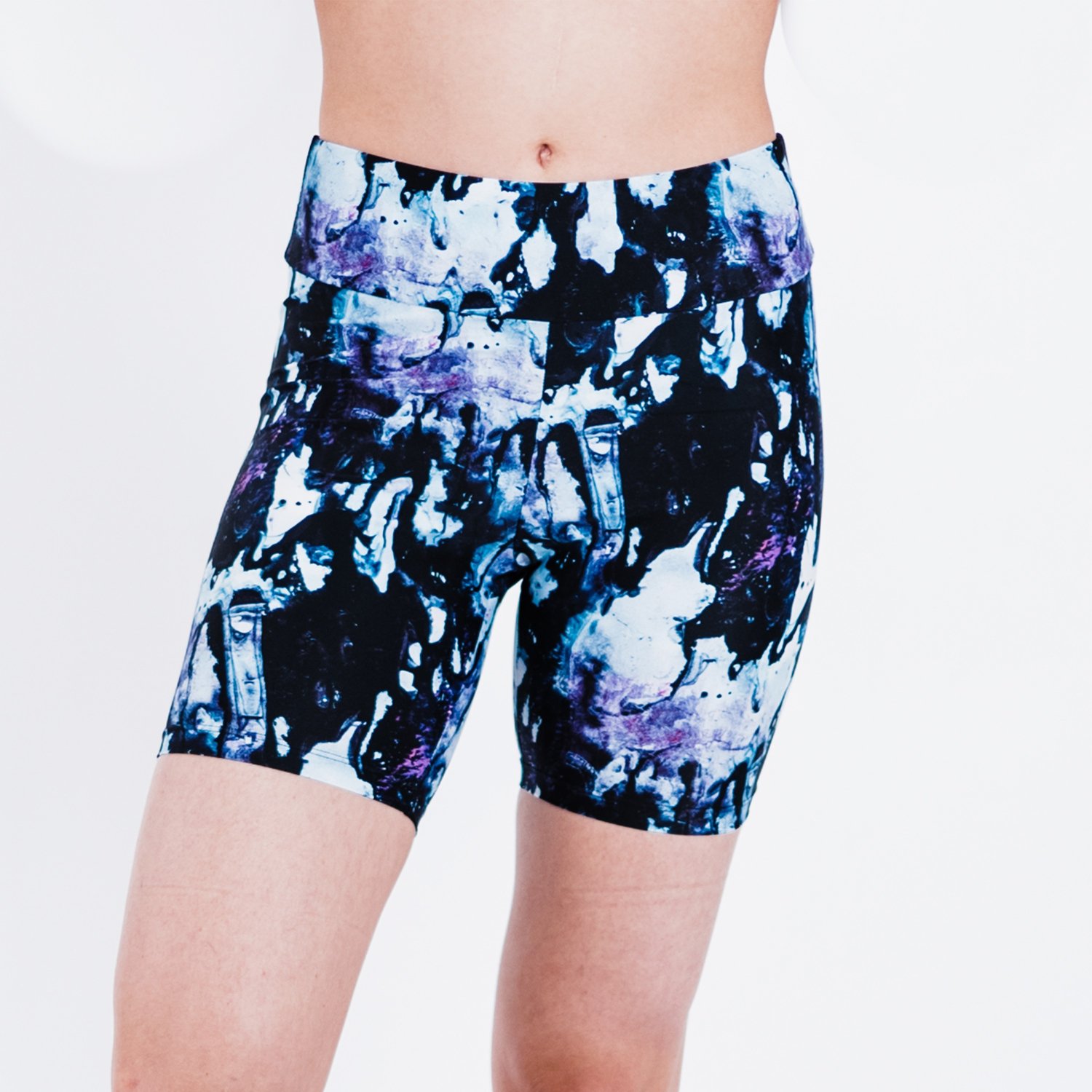 Calypsa Women's Mid-Thigh Swim Shorts