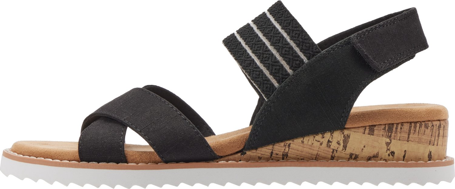 SKECHERS Women's Desert Kiss Shore Enough Sandals