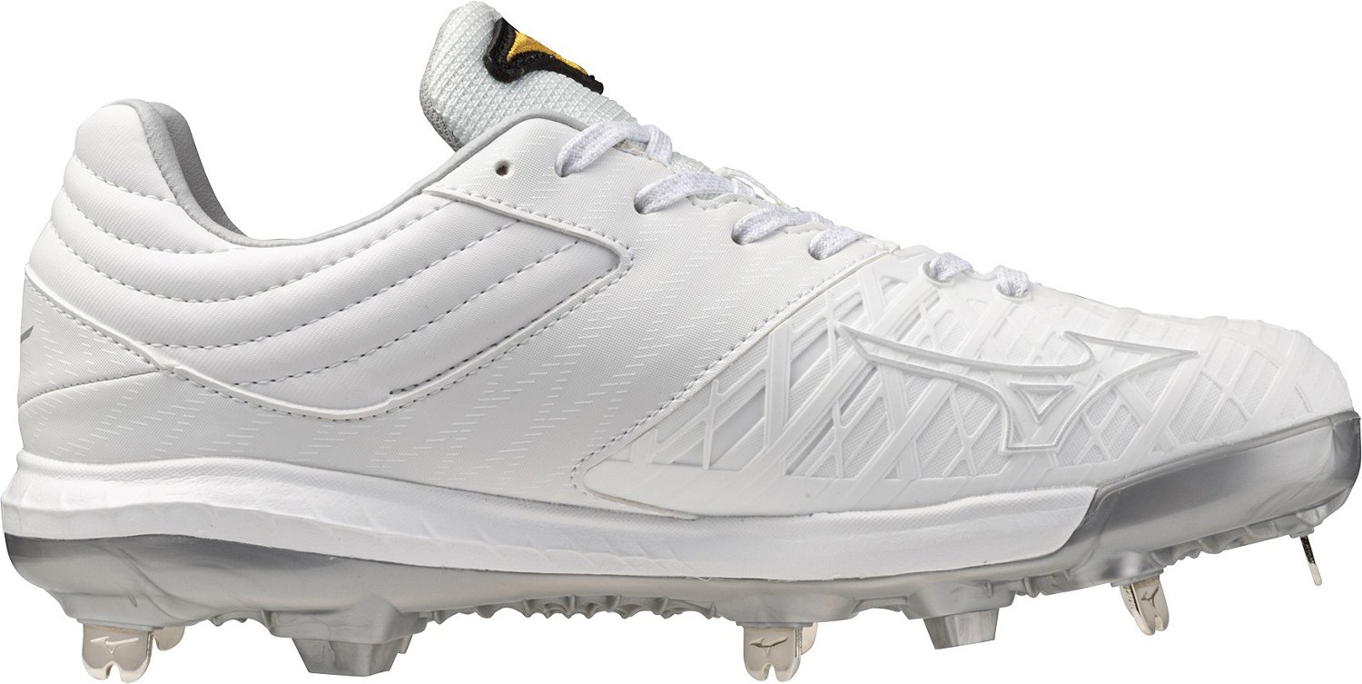 Mizuno Women s Pro FP Low Metal Softball Cleats Academy