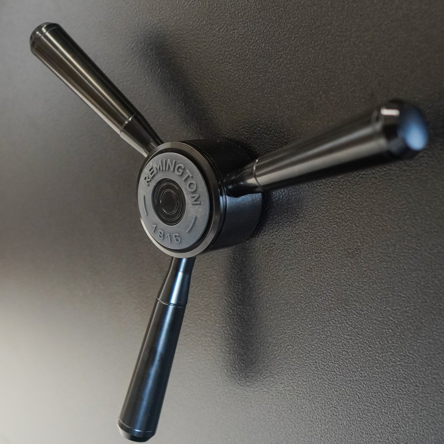 Remington Gun Club 26-Gun Fireproof and Waterproof Gun Safe with Electronic Lock - view number 6