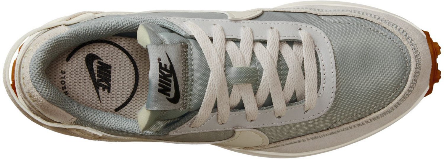 Nike Women's Waffle Debut Shoes                                                                                                  - view number 3