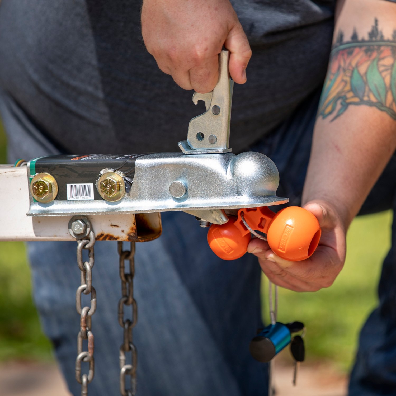 CURT 2 in Trailer Hitch Ball - view number 5