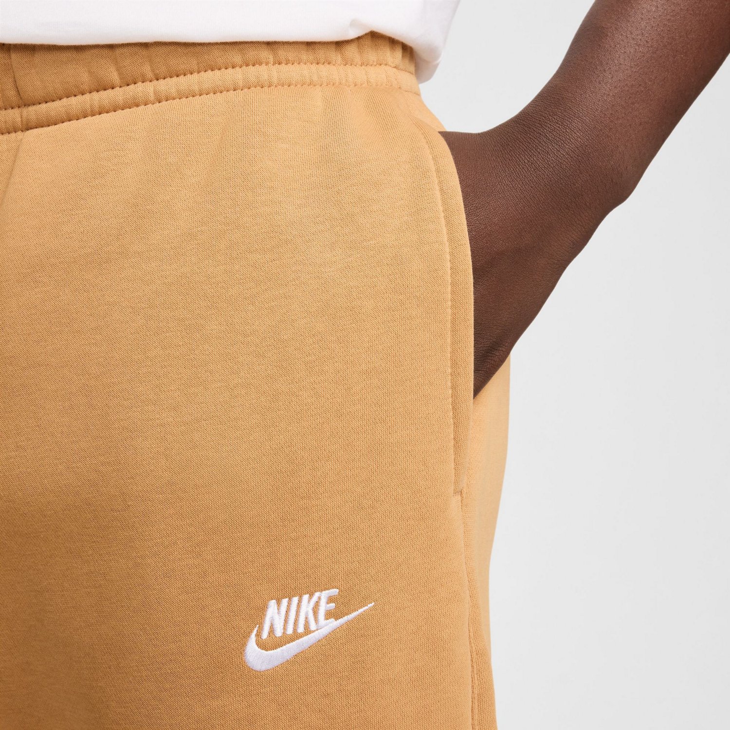 Nike Men’s Sportswear Club Fleece Jogger Pants                                                                                 - view number 3