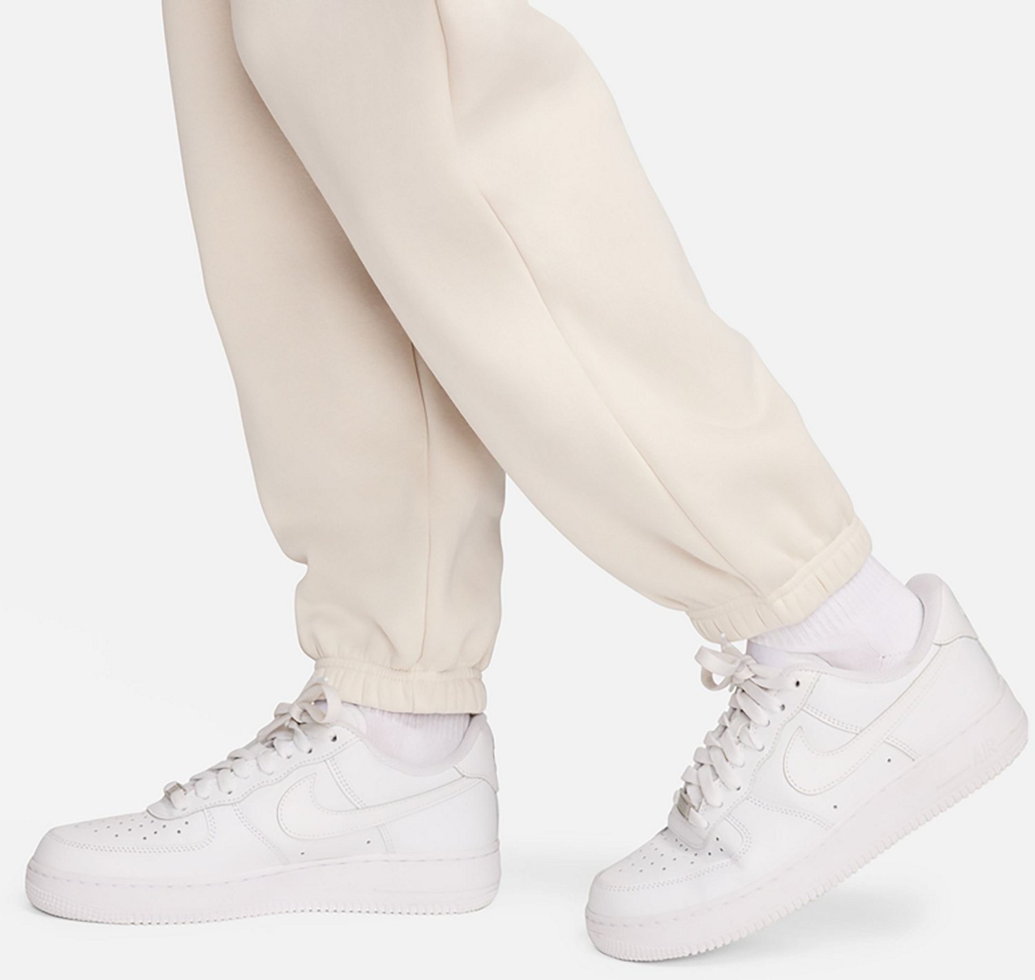 Nike Women's Nike Sportswear Phoenix Fleece High-Waisted Oversized Pant                                                          - view number 5