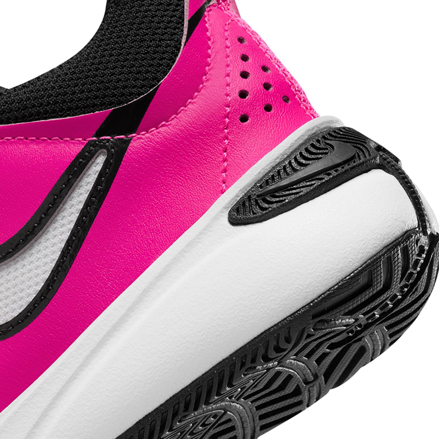 Nike Preschool Kids Team Hustle D 11 Basketball Shoe - view number 8