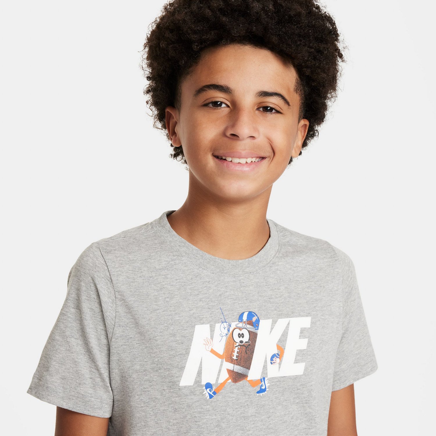 Nike Boys' Sportswear Football Short Sleeve T-shirt - view number 3